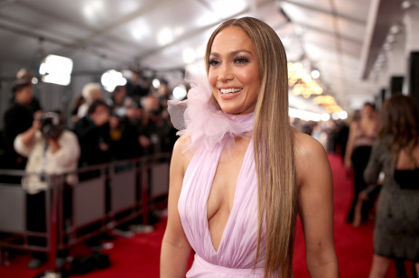 Jennifer Lopez do kampanii swoich kosmetyków zaprosiła mamę i córkę