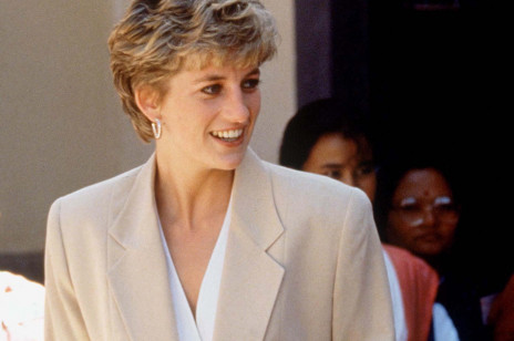 Księżna Diana najlepiej wiedziała, jak nosić marynarkę. Te 3 sposoby zawsze się sprawdzają!