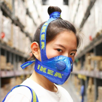 Maska antysmogowa wykonana z torby IKEA