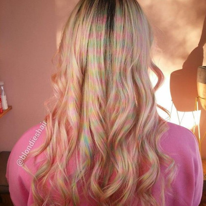 Confetti hair podbijają Instagram