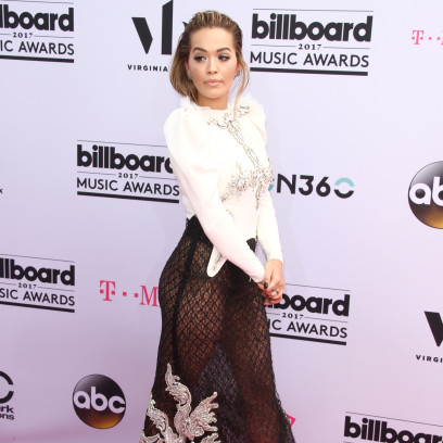Billboard Music Awards 2017: Rita Ora na czerwonym dywanie