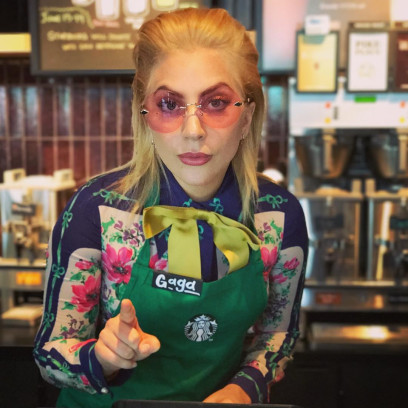 Lady Gaga w Starbucksie