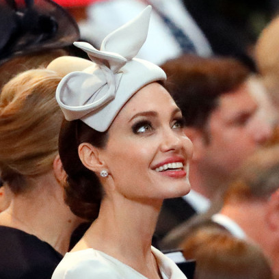 Angelina Jolie niczym księżna na królewskiej uroczystości w Londynie. Jest w lepszej formie?