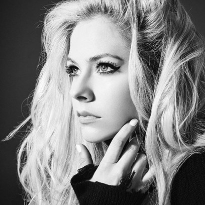 Avril Lavigne zmaga się z poważną chorobą, która zainspirowała ją do nagrania płyty