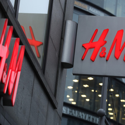 W H&M kupimy „na kreskę”! Na czym polega nowa usługa marki?