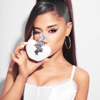 Ariana Grande promuje swój nowy zapach sequelem teledysku „Thank U, Next”
