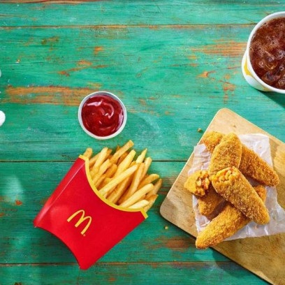 McDonald's wprowadza pierwszy wegański zestaw! Co się w nim znajdzie?