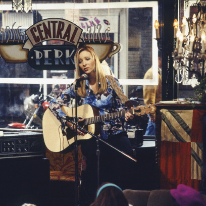 Nowy utwór Taylor Swift „Betty” to inspiracja piosenką Phoebe z „Przyjaciół”? Fani nie mają wątpliwości!