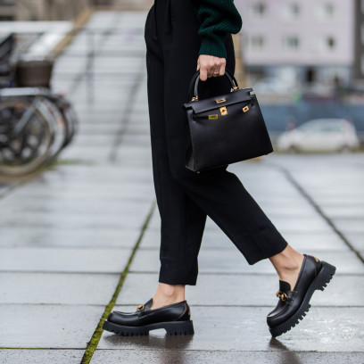 Loafersy to jedne z najmodniejszych butów na wiosnę. Zapomnijcie jednak o klasycznych modelach, teraz nosi się inne