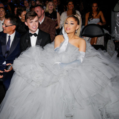 Ariana Grande niedawno wzięła sekretny ślub. Teraz pokazała zdjęcia z uroczystości. Ta sukienka!