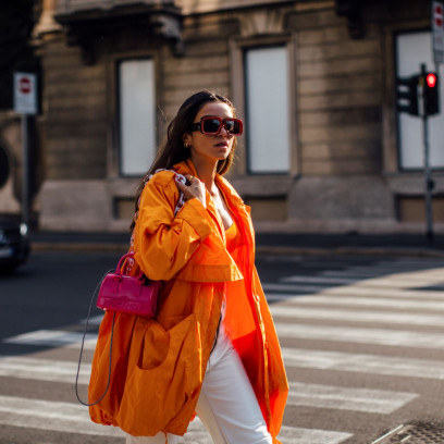 9 trendów na jesień 2021, które królują na ulicach Mediolanu. Jak nosić rzeczy, które już macie w swoich szafach?