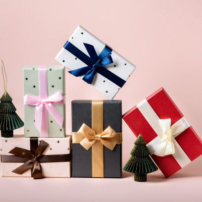 Jak zapakować prezent na święta Bożego Narodzenia? Proste, eleganckie i oryginalne propozycje