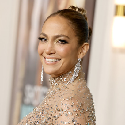 Jennifer Lopez po raz kolejny wybrała sukienkę polskiej projektantki. „Nieskończone piękno”