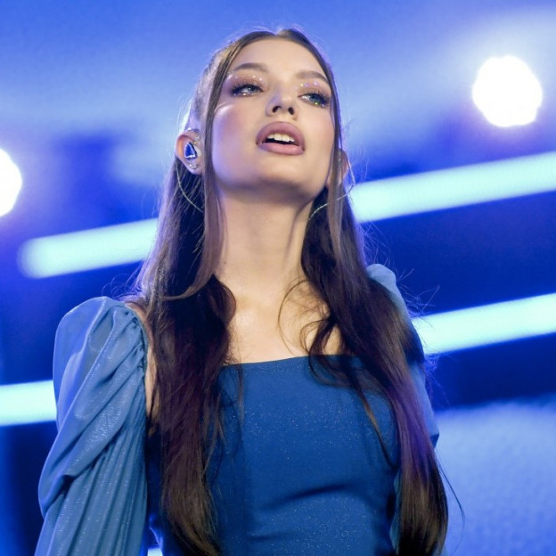 Drastyczna metamorfoza Viki Gabor. 15-letnia piosenkarka wygląda jak żywa lalka Barbie