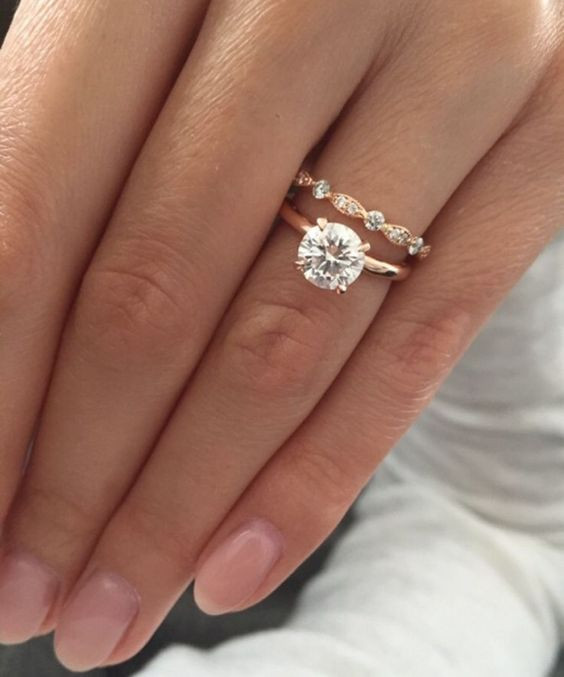 Tak wygląda najpopularniejszy pierścionek w 2017 roku na Pintereście
