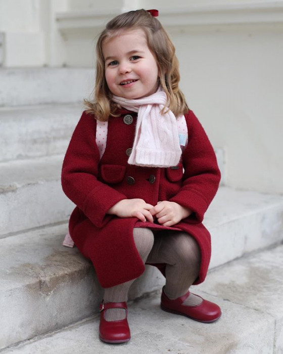 Księżniczka Charlotte poszła do przedszkola. Z tej okazji nowe zdjęcie zrobiła jej sama księżna Kate!
