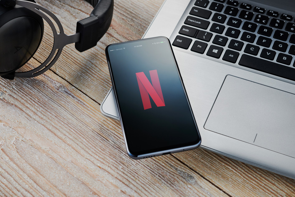 Netflix będzie tańszy dla użytkowników smartfonów? Platforma testuje nowe subskrypcje!