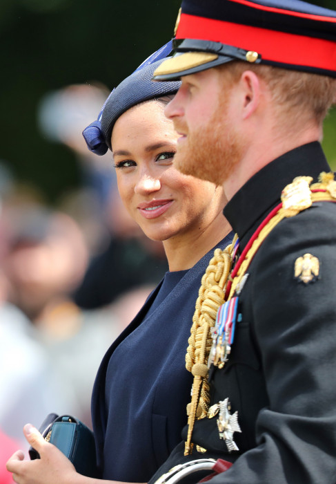 Meghan Markle i książę Harry na paradzie urodzinowej królowej Elżbiety II Trooping The Colour.