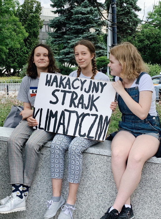 13-latka strajkuje pod Sejmem i walczy o naszą planetę!