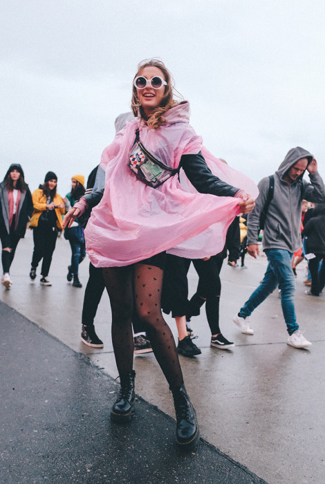 Open'er 2019: moda festiwalowa. Najlepsze stylizacje z drugiego dnia festiwalu