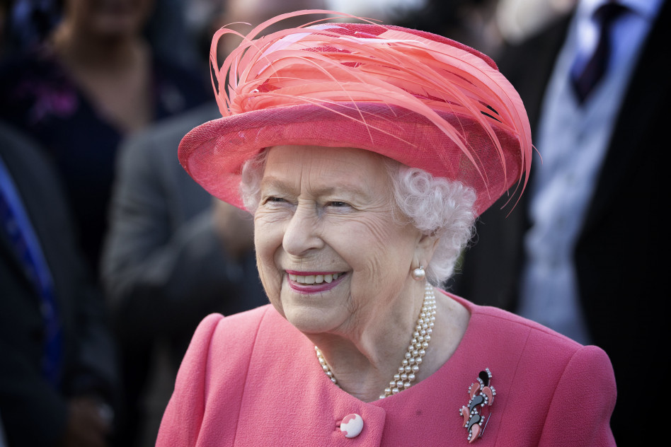 Wiemy, kiedy królowa Elżbieta II ustąpi z tronu! Kto ją zastąpi?