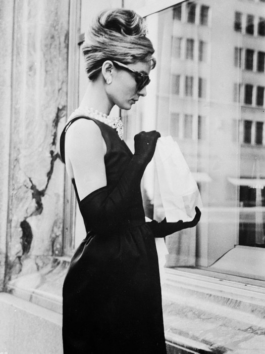 Audrey Hepburn w filmie „Śniadanie u Tiffany’ego”