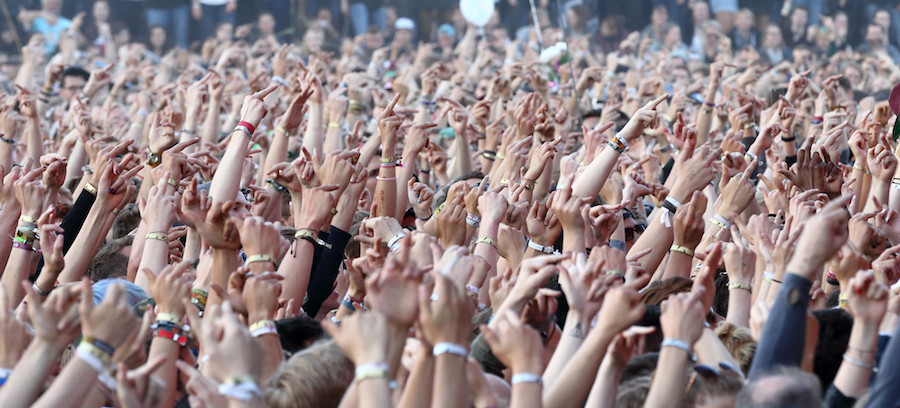 Koncerty, festiwale i mecze w Polsce zostaną odwołane przez koronawirusa? Znamy stanowisko GIS