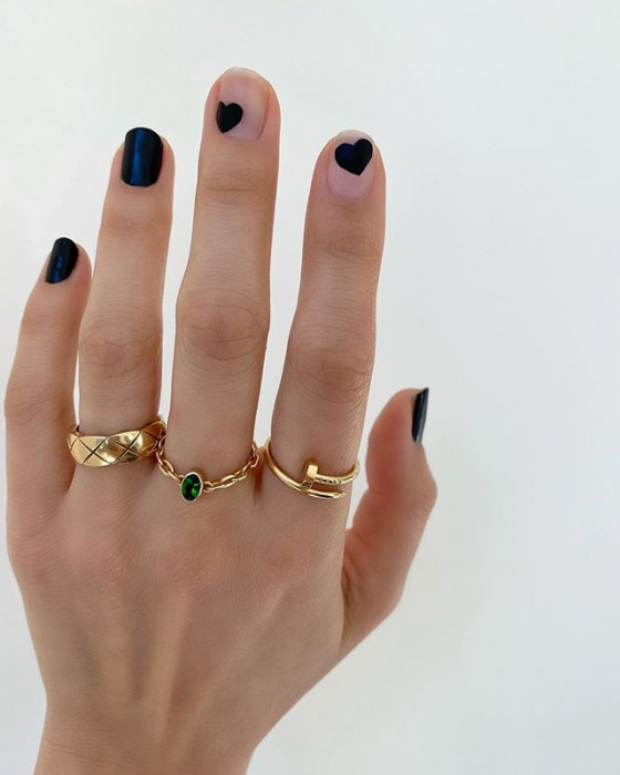 Czarne paznokcie - inspiracje z Instagramu