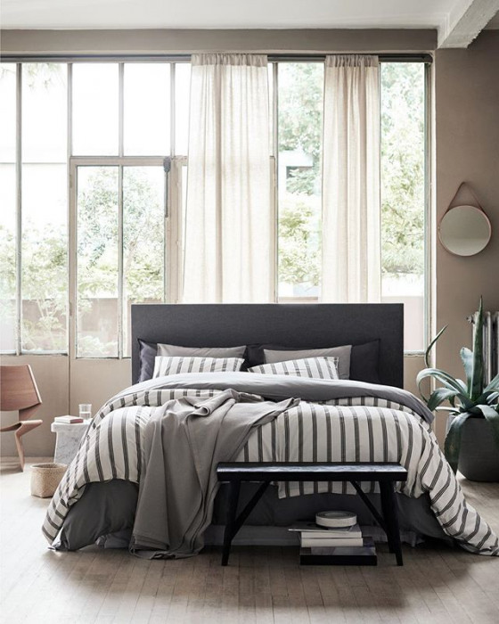 Lustro w sypialni – przesądy ostrzegają przed tym rozwiązaniem / H&M Home