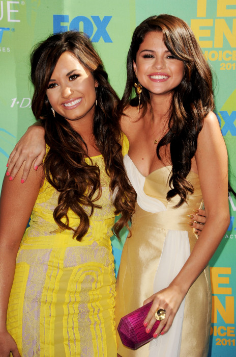 Demi Lovato i Selena Gomez przestały się przyjaźnić. Co się stało?