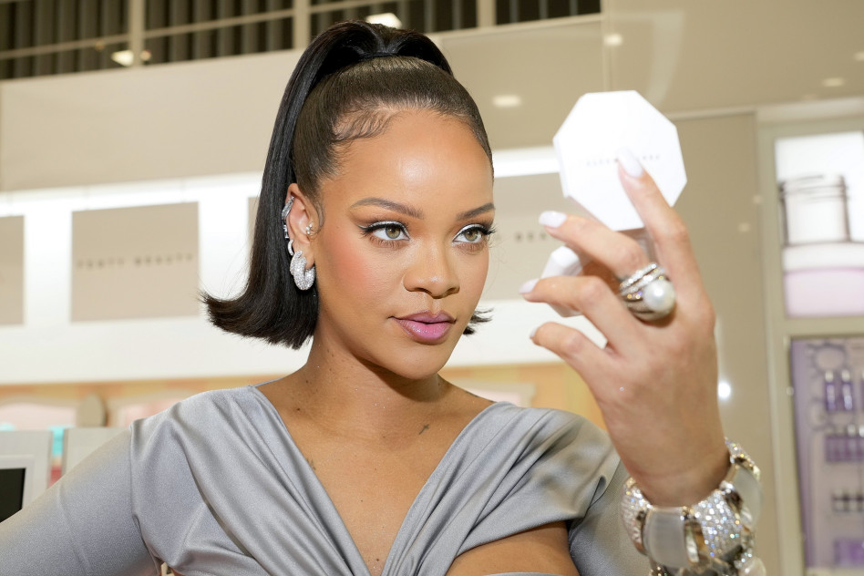 Rihanna wypuści produkty do włosów!