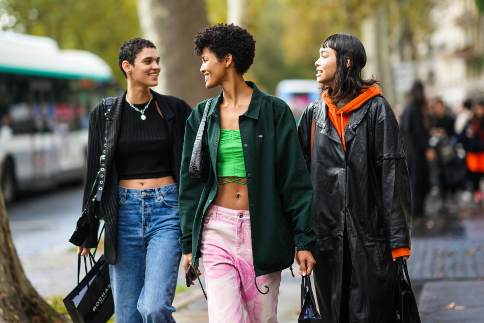 Najlepsze stylizacje street style na Paris Fashion Week