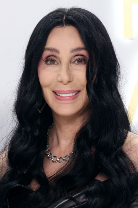 Cher zaręczyła się z młodszym o 40 lat Alexandrem Edwardsem?