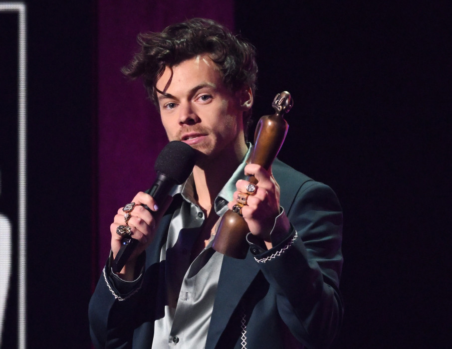 Harry Styles dedykował swoją nagrodę Brit Award kobietom, które nie zostały nominowane. Wzruszające słowa czy puste hasła?
