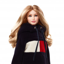 Lalka Barbie przypominająca Gigi Hadid