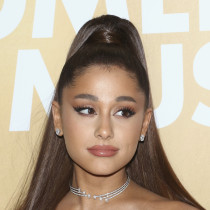 Dla Ariany Grande 2018 rok minął pod hasłem płyty „Sweetener", która okazała się być wielkim hitem.