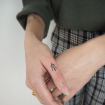 Tatuaże na rękę - gałązka