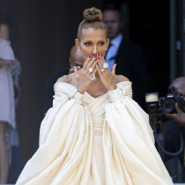 Céline Dion przed pokazem Alexandre Vauthier haute couture.