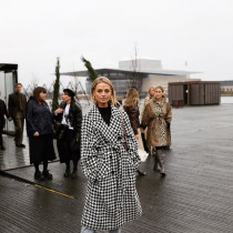 Sofia Ruutu w płaszczu w pepitkę z H&M