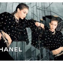Gigi Hadid w kampanii Chanel.