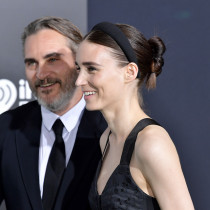 Rooney Mara i Joaquin Phoenix zostali rodzicami.