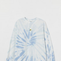 Bluza z kolekcji „Do wszystkich chłopców, których kochałam” x H&M, 99,99 zł