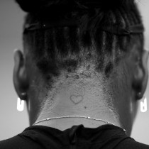 Tatuaż na karku - Serena Williams