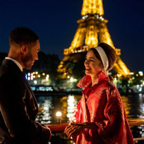 Kadr z 2. sezonu „Emily w Paryżu”