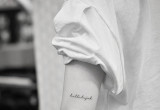 Tatuaże na rękę - napis