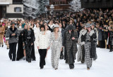 Pokaz Chanel jesień-zima 2019/2020: Ostatnia kolekcja Karla Lagerfelda