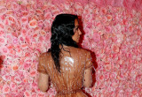 Met Gala 2019: Kim Kardashian trenowała 6 razy w tygodniu, by ta sukienka leżała na niej idealnie.