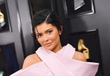 „Forbes” opublikował ranking najlepiej zarabiających gwiazd. Na szczycie Kylie Jenner. Tym razem nie zawyżyła swoich dochodów?