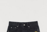 Jeansowe szorty z haftem, H&M, 99,90 zł