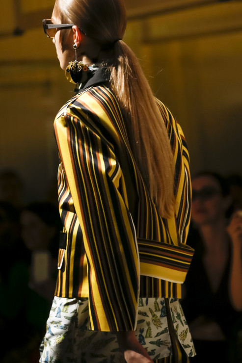 Detale na pokazie Prada SS 2016 na Milan Fashion Week, fot. indigital images_A2X0680